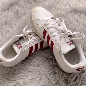 Adidas Women’s Sneakers ❤️✨